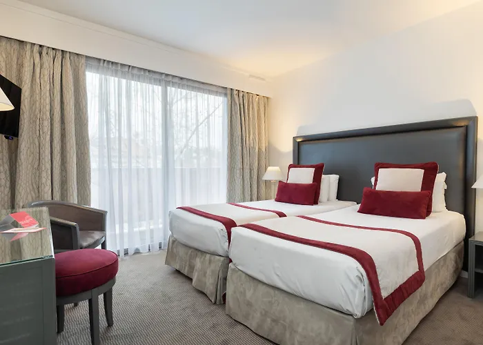 Hotel Charlemagne By Happyculture Lyon